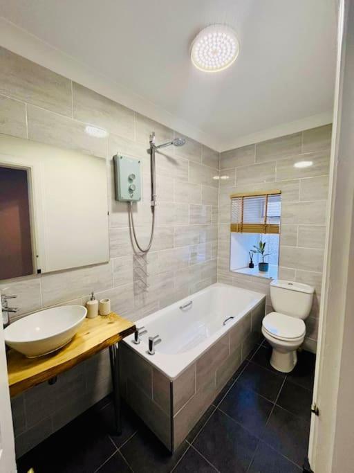 Beautiful Spacious Apartment In Town Centre Oban Exteriér fotografie